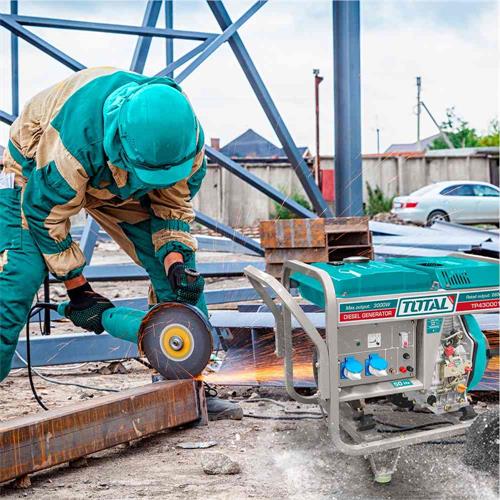 Generatore di Corrente Carrellato - 3 Kw Monofase